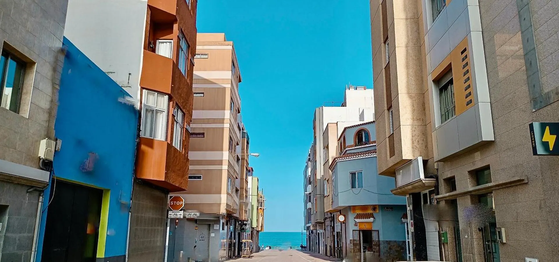 Minimalist Home Canteras Beach Las Palmas de Gran Canaria Appartement